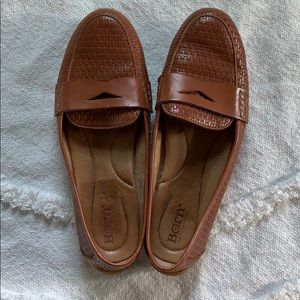 Born Malena Loafer Size 8 Tan